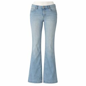 Size 16 Torrid Women’s Bombshell Flare Premium Stretch Jeans Light Wash